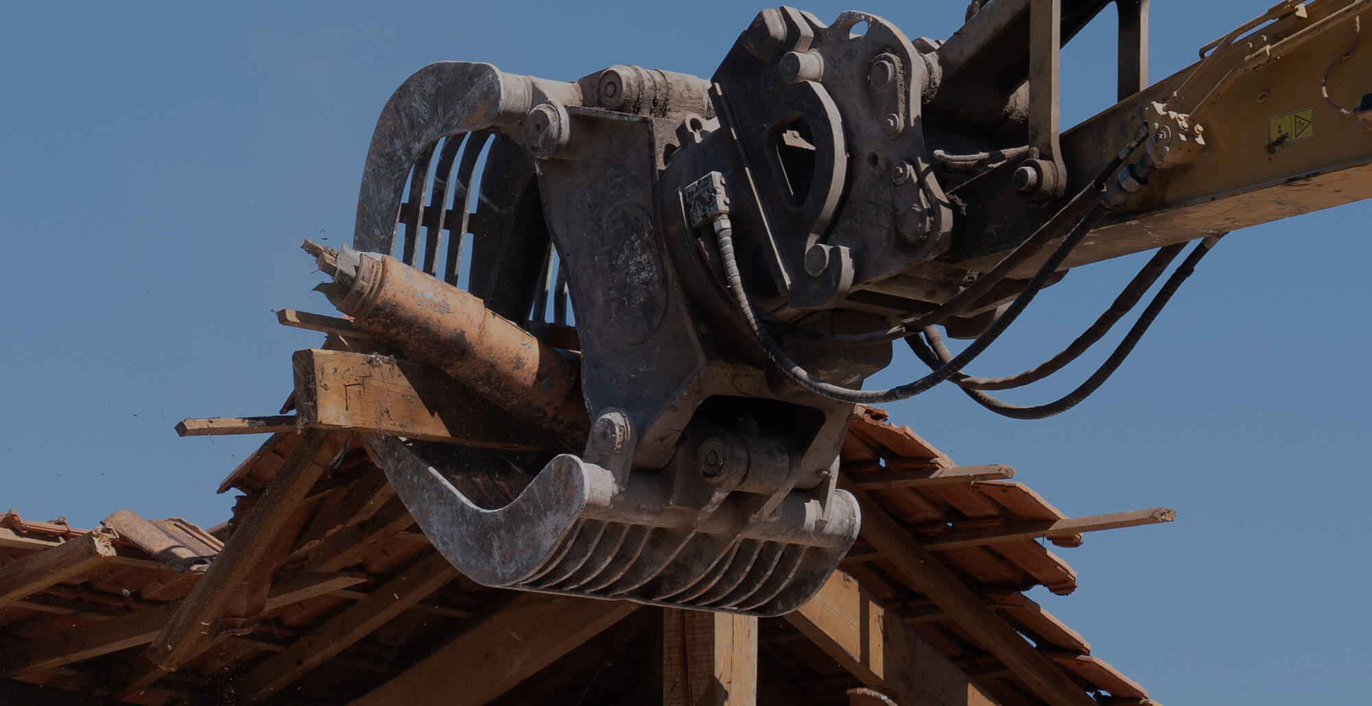 信頼を、かたちに。 安心で確実な施工をお届けします。